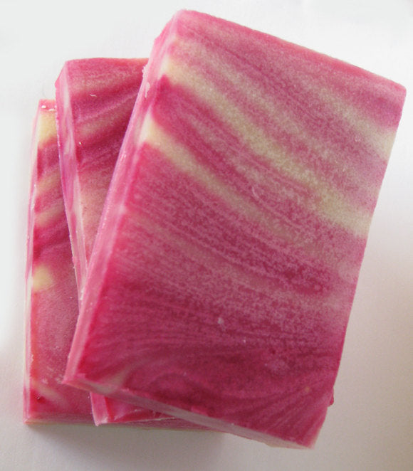 Handmade Soap: Fig & Berry Shea Butter Soap - Figberry Artisan Soaps - BadanBody