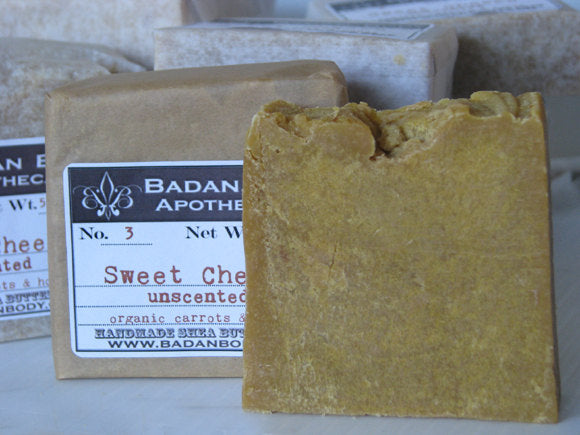 Sweet Cheeks: Organic Carrot and Honey Soap - BadanBody