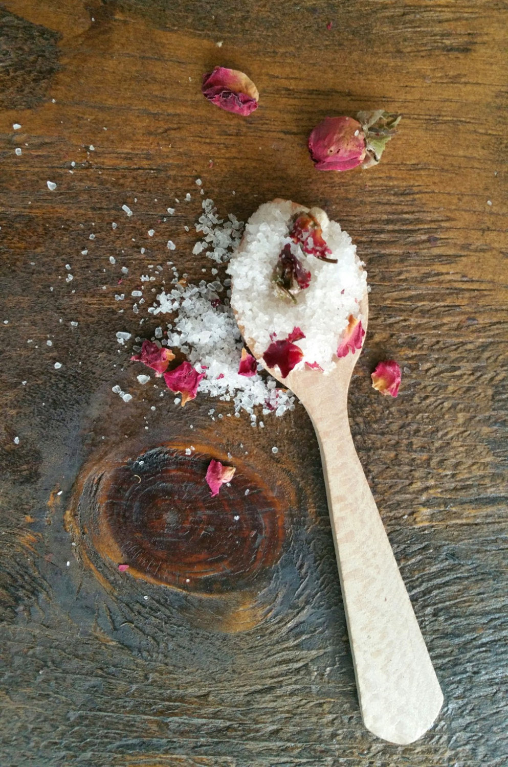 Rose & Sandalwood Bath Salts, Herbal Bath Salts, Therapeutic Bath Salts, 22oz Jar - BadanBody