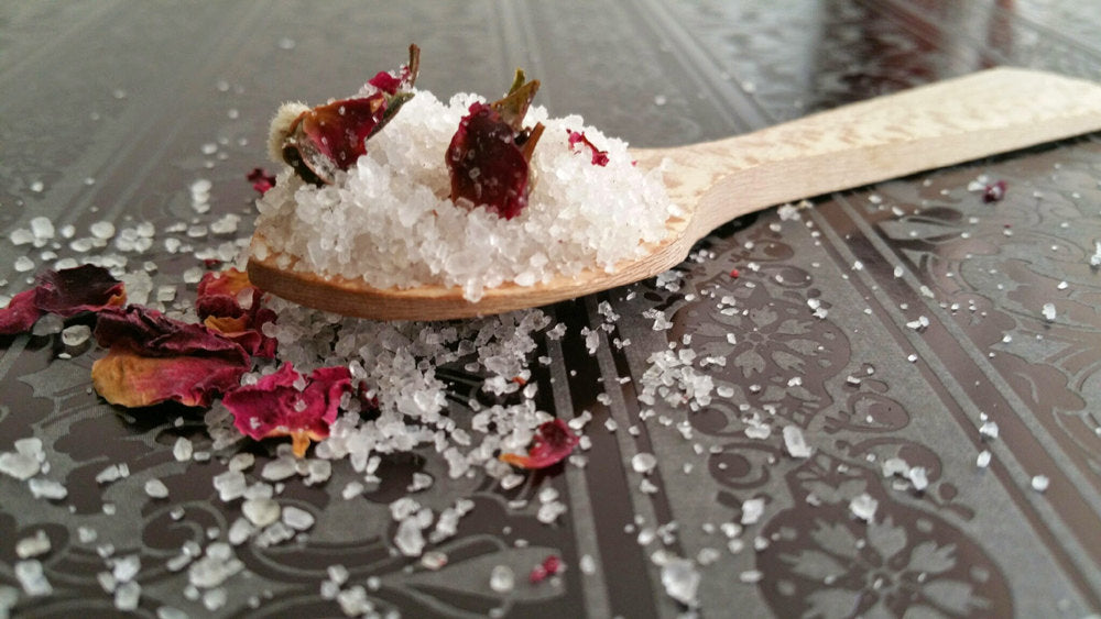 Rose & Sandalwood Bath Salts, Herbal Bath Salts, Therapeutic Bath Salts, 22oz Jar - BadanBody