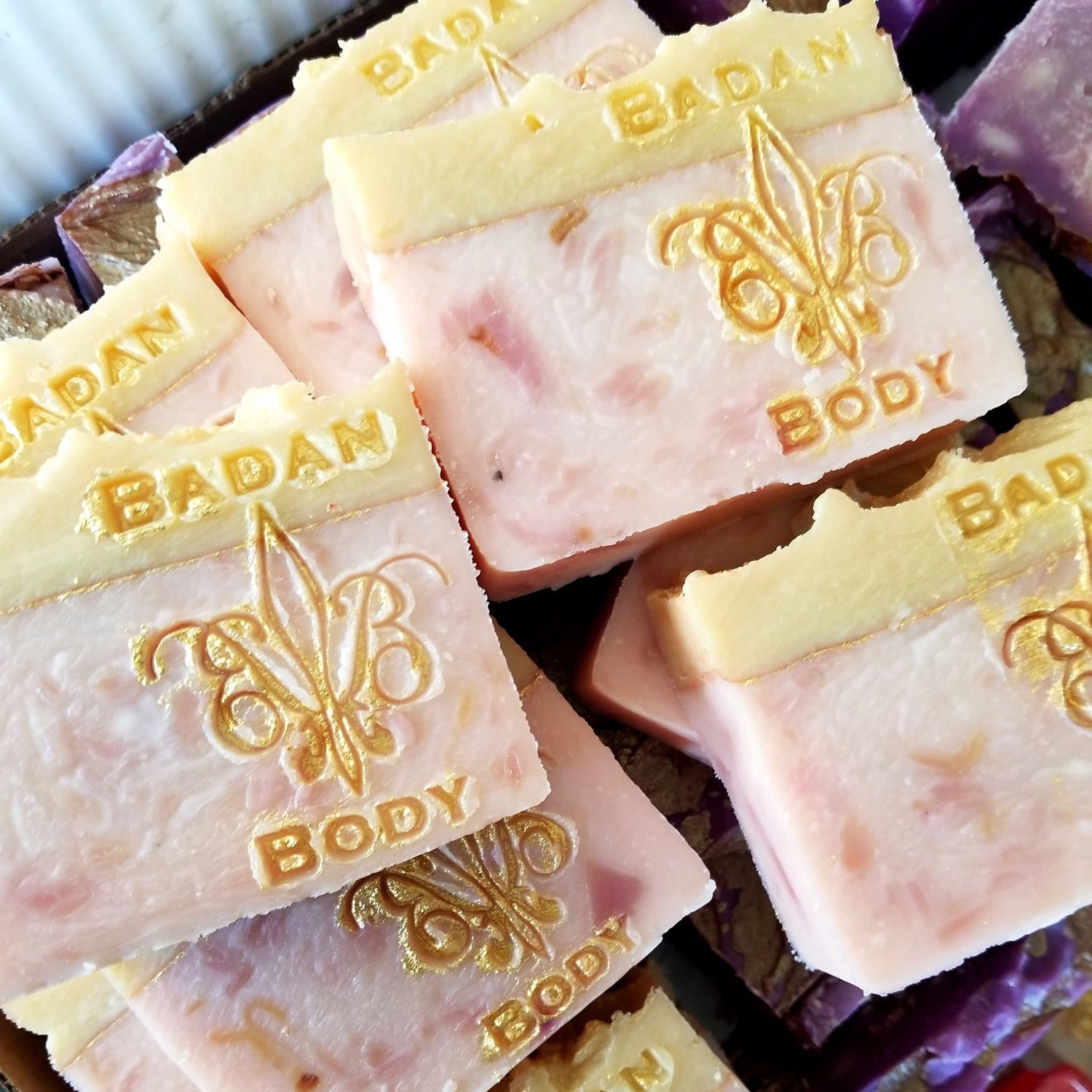 Golden Plumeria Shea Butter Soap - BadanBody