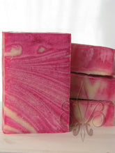 Handmade Soap: Fig & Berry Shea Butter Soap - Figberry Artisan Soaps - BadanBody