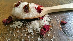 Rose & Sandalwood Bath Salts, Herbal Bath Salts, Therapeutic Bath Salts, 22oz Jar - BadanBody